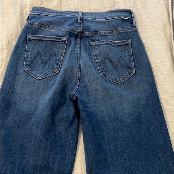NWOT MOTHER The Swooner roller fray jeans - Picture 11 of 14